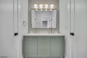 7 Canterbury Ln, Millburn, NJ 07078 - Photo 30