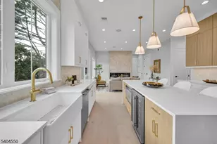 7 Canterbury Ln, Millburn, NJ 07078 - Photo 12