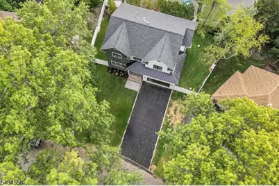 7 Canterbury Ln, Millburn, NJ 07078 - Photo 46