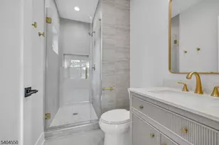 7 Canterbury Ln, Millburn, NJ 07078 - Photo 28