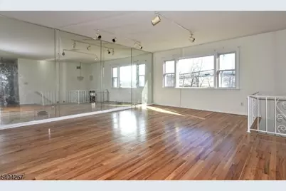 181 Pleasant Valley Way, West Orange Township, NJ 07052 - Photo 4