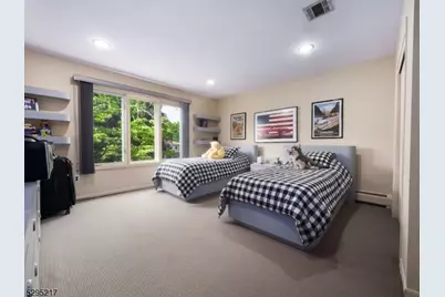 5 Bourbon St, Wayne, NJ 07470 - Photo 30