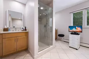 5 Bourbon St, Wayne, NJ 07470 - Photo 28