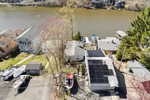 38 W River Styx Rd, Hopatcong, NJ 07843 - Photo 30