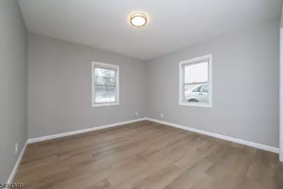 118 Colonia Blvd, Rahway, NJ 07065 - Photo 10