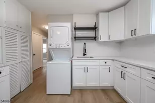 118 Colonia Blvd, Rahway, NJ 07065 - Photo 6