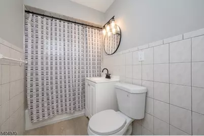 118 Colonia Blvd, Rahway, NJ 07065 - Photo 14