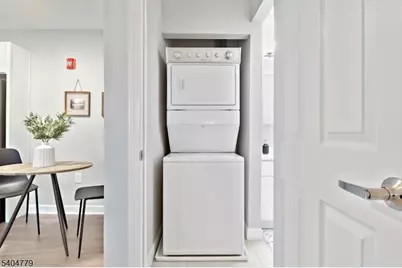 1000 Pheasant Hollow Dr, Plainsboro Township, NJ 08536 - Photo 10