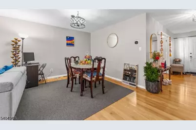 123 Butternut Dr, Wayne, NJ 07470 - Photo 4