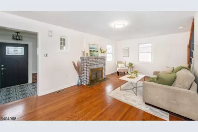 2210 Stecher Ave, Union Township, NJ 07083 - Photo 6