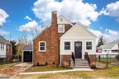 2210 Stecher Ave, Union Township, NJ 07083 - Photo 2