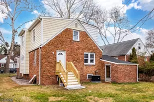 2210 Stecher Ave, Union Township, NJ 07083 - Photo 30