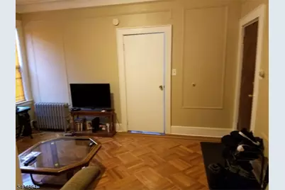 196 W End Ave, Newark, NJ 07106 - Photo 32