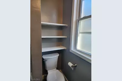 196 W End Ave, Newark, NJ 07106 - Photo 22