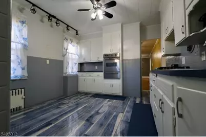 46 Laventhal Ave, Irvington, NJ 07111 - Photo 12