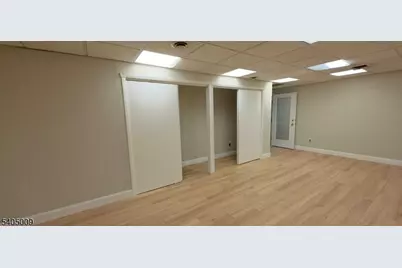 16 W Elizabeth Ave, Linden, NJ 07036 - Photo 4