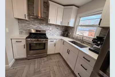 1065 Liberty Ave, Union Township, NJ 07083 - Photo 22