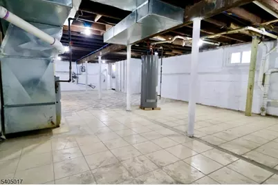 223 W End Ave, Newark, NJ 07106 - Photo 32