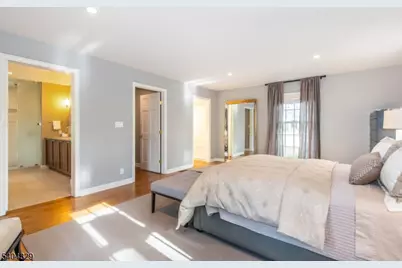 112 Heller Way, Montclair Twp., NJ 07043 - Photo 16