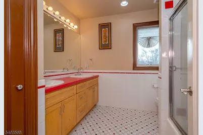 53 Princeton Ave, Woodbridge Township, NJ 07067 - Photo 34