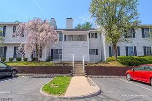 364 Burdock Ct, Readington, NJ 08887 - Photo 2