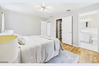 39 Edsall Dr, Vernon, NJ 07461 - Photo 8