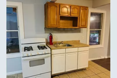 80 Montgomery St, Paterson, NJ 07501 - Photo 16