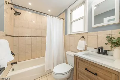 412 Berkeley Ave, Bloomfield, NJ 07003 - Photo 22