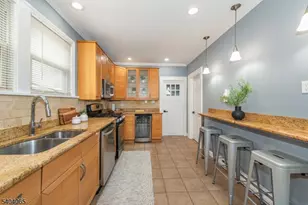 412 Berkeley Ave, Bloomfield, NJ 07003 - Photo 16