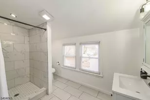 412 Berkeley Ave, Bloomfield, NJ 07003 - Photo 42