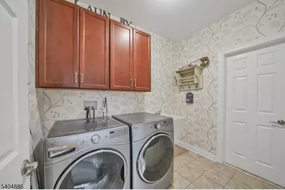 30 Welsh Farm Rd, Washington Township, NJ 07853 - Photo 16