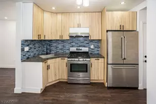 11 Ellington St, East Orange, NJ 07017 - Photo 18