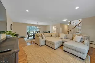 359 Hillview Terrace, Franklin Lakes, NJ 07417 - Photo 6