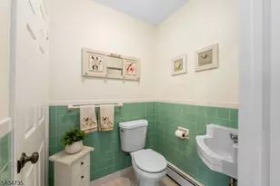 174 S Hillside Ave, Roxbury Township, NJ 07876 - Photo 16