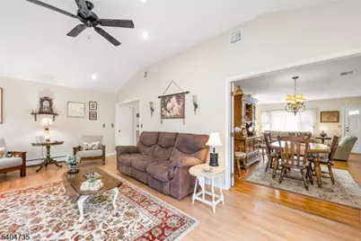 174 S Hillside Ave, Roxbury Township, NJ 07876 - Photo 10