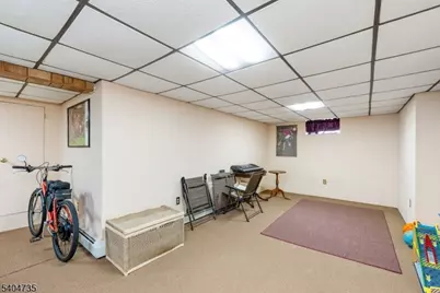 174 S Hillside Ave, Roxbury Township, NJ 07876 - Photo 24