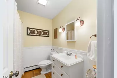 174 S Hillside Ave, Roxbury Township, NJ 07876 - Photo 22