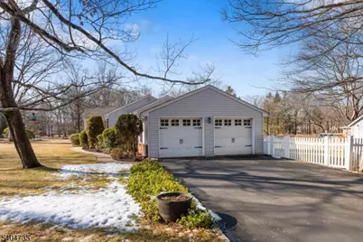 174 S Hillside Ave, Roxbury Township, NJ 07876 - Photo 28