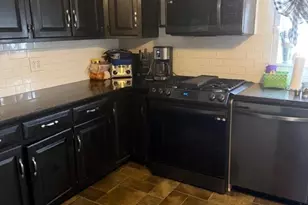 454 Stanley Pl, Rahway, NJ 07065 - Photo 14