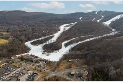 1 Baltusrol Ct.  Unit #2, Vernon, NJ 07462 - Photo 36