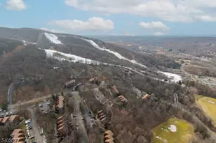 1 Baltusrol Ct Unit, Vernon, NJ 07462 - Photo 34