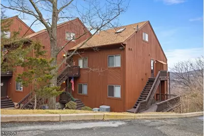 1 Baltusrol Ct.  Unit #2, Vernon, NJ 07462 - Photo 22