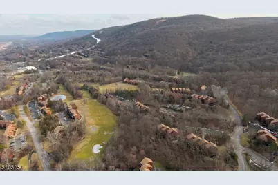 1 Baltusrol Ct.  Unit #2, Vernon, NJ 07462 - Photo 32