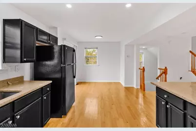 8 Alfred Ave, Franklin Township, NJ 08873 - Photo 10