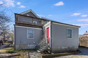 211 Washington St, Hackettstown, NJ 07840 - Photo 30