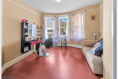 125 Berkshire Pl, Irvington, NJ 07111 - Photo 8