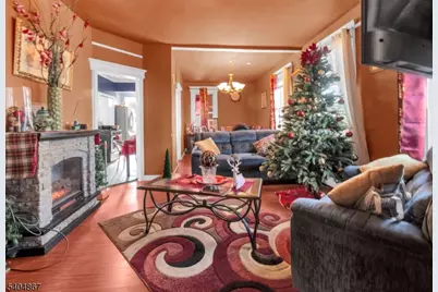 125 Berkshire Pl, Irvington, NJ 07111 - Photo 2