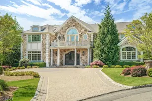 11 Rickland Dr, North Caldwell, NJ 07006 - Photo 2