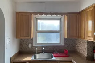 2612 Whittier Pl, Union Township, NJ 07083 - Photo 6