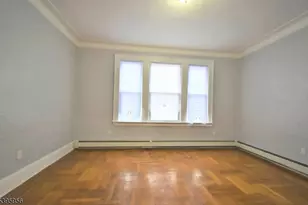 352 Wainwright St, Newark, NJ 07112 - Photo 10
